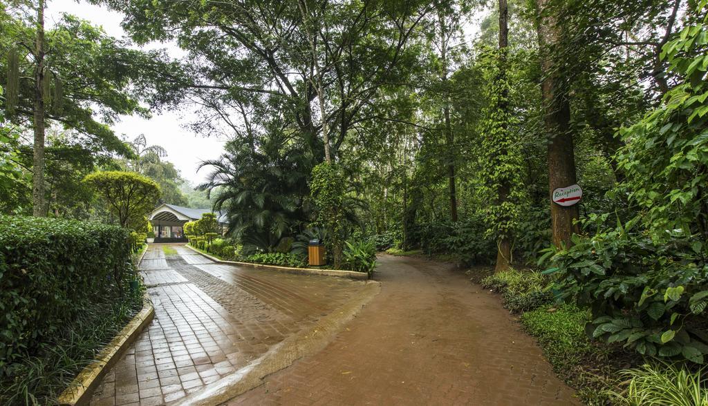 The Windflower Resort & Spa, Coorg Suntikoppa Exterior photo