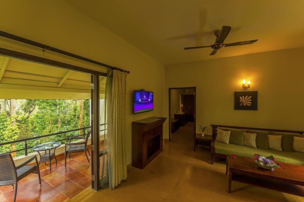 The Windflower Resort & Spa, Coorg Suntikoppa Exterior photo